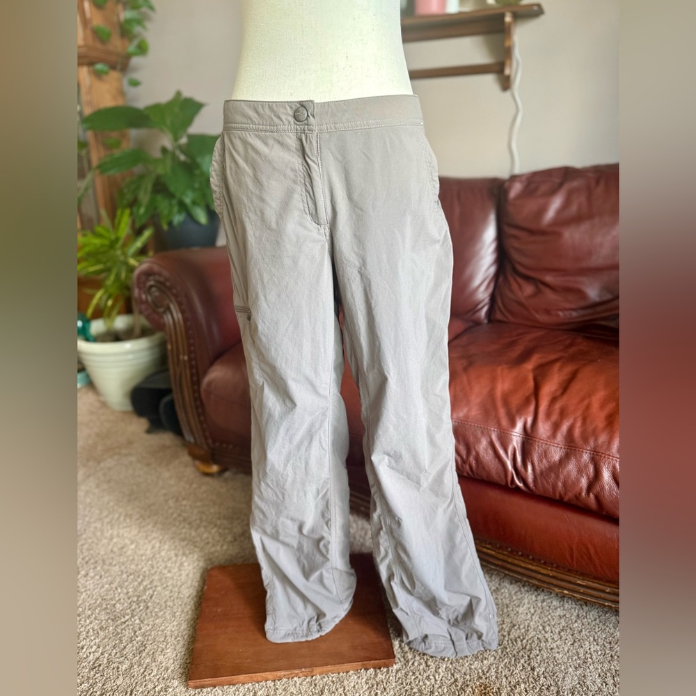 Women’s Size 10 Medium/Tall L.L. Bean Gray Hiking Outdoor Comfortable Pants